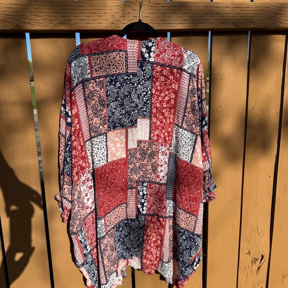 Ariat Womens Red Navy Patchwork Floral Paisley Kimono Wrap Cardigan S/M - Picture 2 of 10